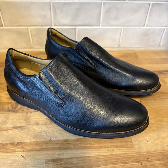 American Classic By DeLaRentis Loafers Black Leather Slip On 1103